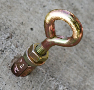 PECOL-vend-un-large-catalogue-de chevilles au-Maroc